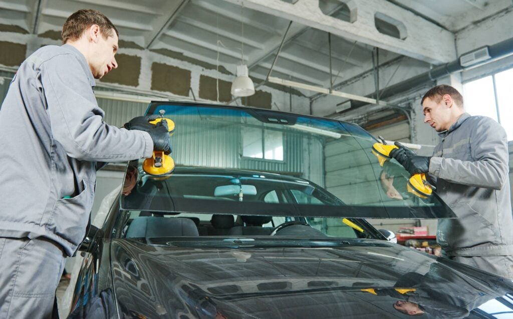 automobile,windshield,or,windscreen,replacement